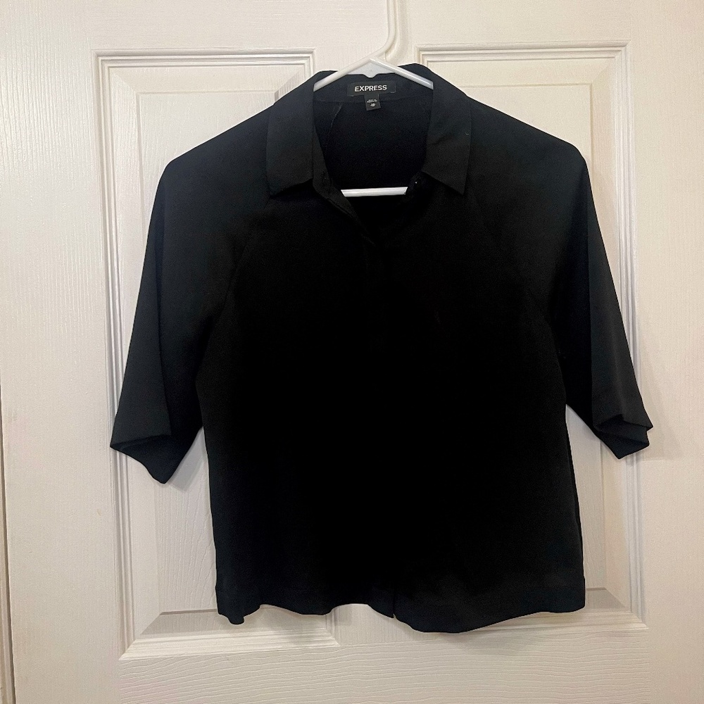 Express XS Short Sleeve Crop Button Down